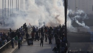 2013-08-14T163610Z_275791511_GM1E98F01LM01_RTRMADP_3_EGYPT-PROTESTS