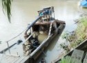 Mining gold, ruining rivers in Kalimantan