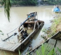 Mining gold, ruining rivers in Kalimantan